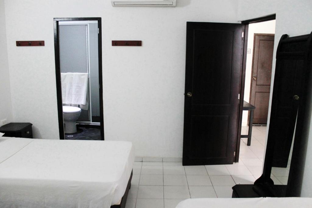 Standard Quadruple Room,65343871:JPEG